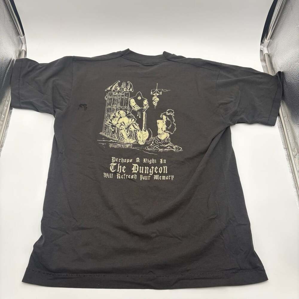 VTG Fruit of the Loom The Dungeon T-Shirt Single Stitch Size L Black New Orleans